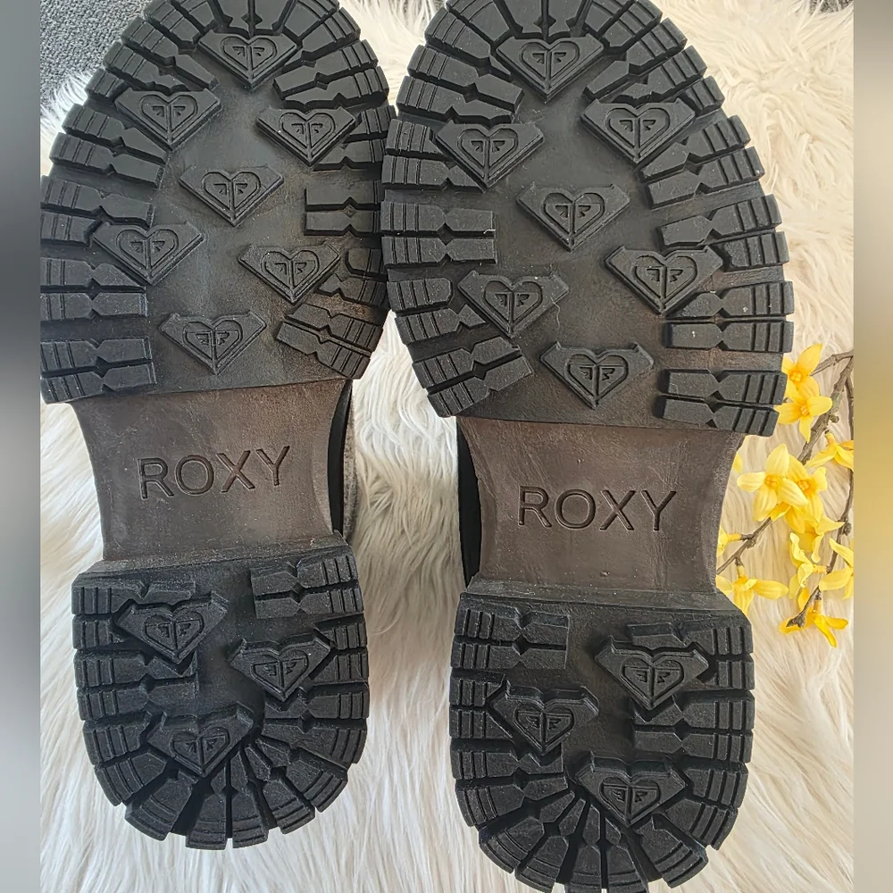 NWT Roxy Hail Ya Boot, Size 5 - Picture 13 of 17